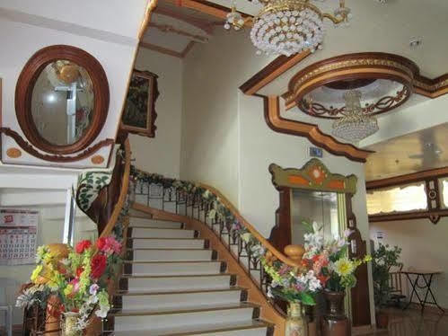 Golden Stallion Suites Cagayan de Oro Eksteriør billede
