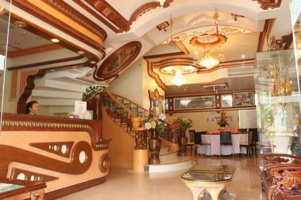Golden Stallion Suites Cagayan de Oro Eksteriør billede