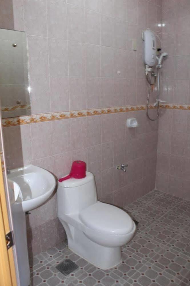 Golden Stallion Suites Cagayan de Oro Eksteriør billede